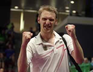 Li-Ning BWF World Championships 2014 – Day 1: Chong Wei Cruises; Domke Delight